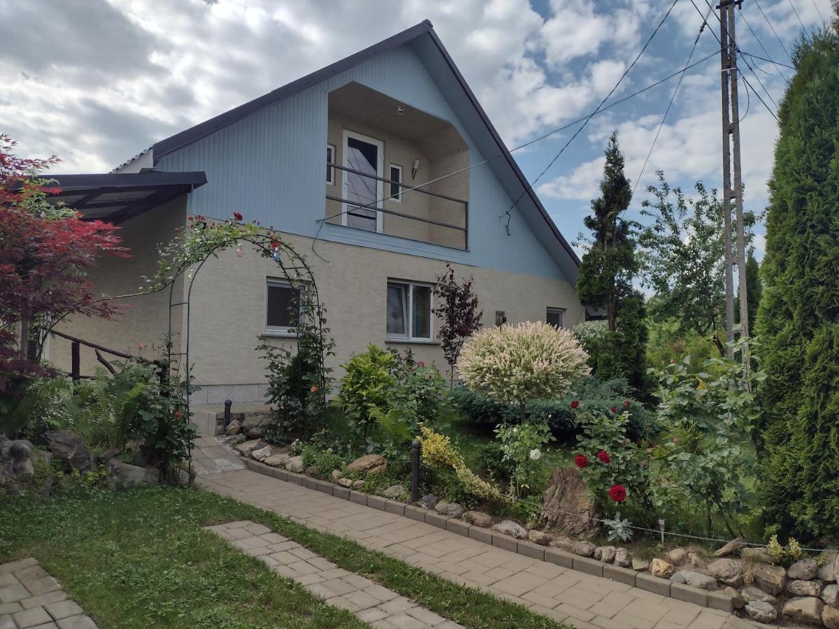 Casa Mamei Suceava Exterior photo